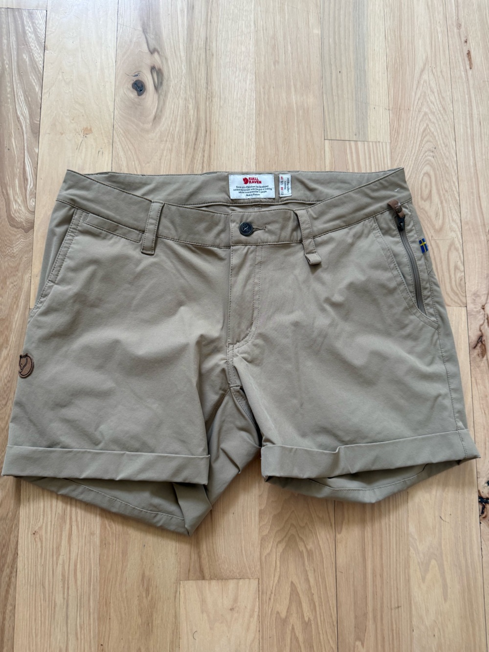 Fjallraven Abisko Stretch Shorts Women's Brown Tan Khaki Hiking Outdoors Sz 29"